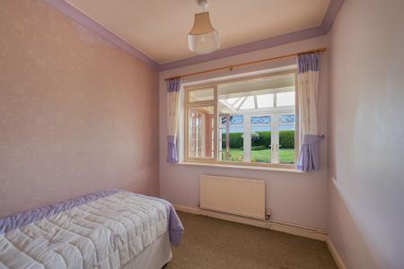 3 bedroom Detached bungalow for sale in High Street, Hagworthingham, PE23