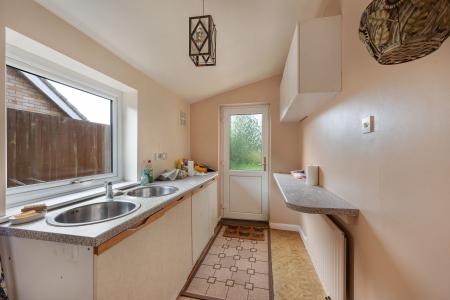 3 bedroom Detached bungalow for sale in High Street, Hagworthingham, PE23