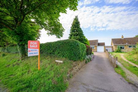 3 bedroom Detached bungalow for sale in High Street, Hagworthingham, PE23