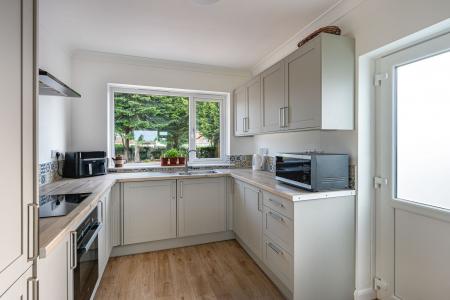 3 bedroom Detached bungalow for sale in High Street, Hagworthingham, PE23