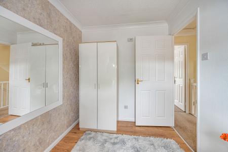 2 bedroom Semi-detached house for sale in College Close, Horncastle, LN9