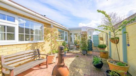 3 bedroom Detached bungalow for sale in My Desire, 10 Station Road, Halton Holegate, Spilsby, PE23 5PB