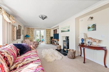 3 bedroom Detached bungalow for sale in My Desire, 10 Station Road, Halton Holegate, Spilsby, PE23 5PB