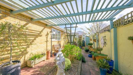 3 bedroom Detached bungalow for sale in My Desire, 10 Station Road, Halton Holegate, Spilsby, PE23 5PB