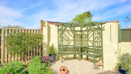 3 bedroom Detached bungalow for sale in My Desire, 10 Station Road, Halton Holegate, Spilsby, PE23 5PB