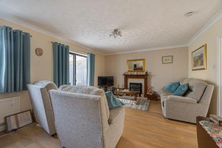 2 bedroom Detached bungalow for sale in Shamfields Road, Spilsby, PE23