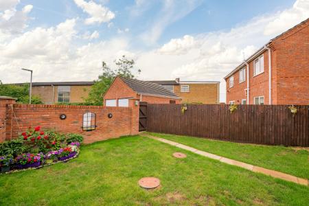 4 bedroom Detached house for sale in Gibson Way, Alford, LN13