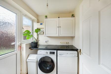 4 bedroom Detached house for sale in Gibson Way, Alford, LN13
