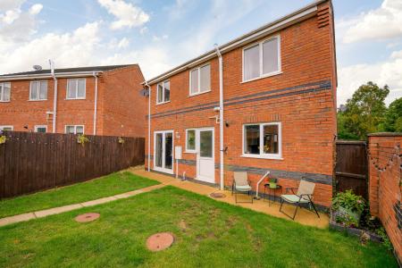 4 bedroom Detached house for sale in Gibson Way, Alford, LN13