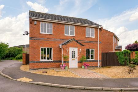 4 bedroom Detached house for sale in Gibson Way, Alford, LN13