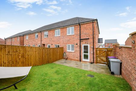 2 bedroom End of terrace house for sale in Malsters Drive, Horncastle, LN9