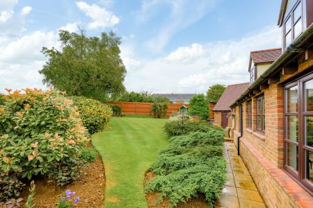 4 bedroom Detached house for sale in Chalkpit Lane, Candlesby, PE23