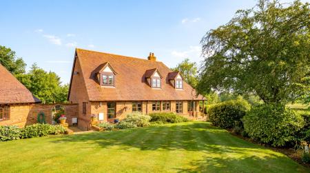 4 bedroom Detached house for sale in Chalkpit Lane, Candlesby, PE23