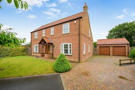 3 bedroom Detached house for sale in South Road, Tetford, LN9