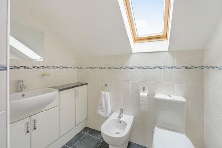 3 bedroom Detached house for sale in South Road, Tetford, LN9