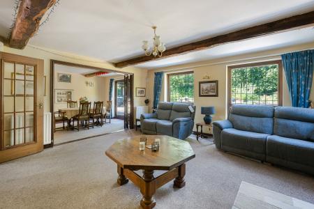 5 bedroom Detached house for sale in Church Lane, Hagworthingham, PE23