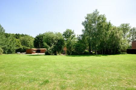 5 bedroom Detached house for sale in Church Lane, Hagworthingham, PE23