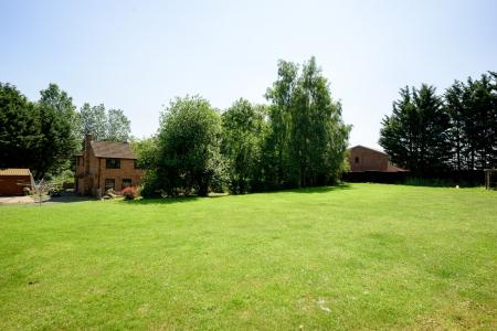 5 bedroom Detached house for sale in Church Lane, Hagworthingham, PE23