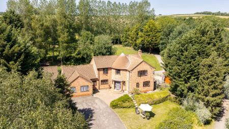 5 bedroom Detached house for sale in Church Lane, Hagworthingham, PE23