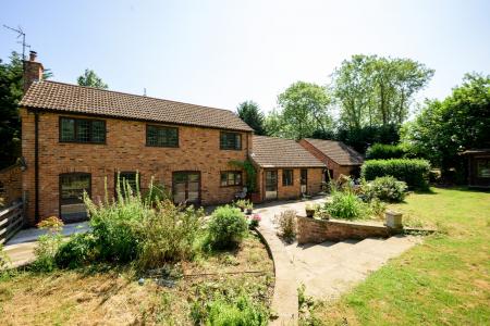 5 bedroom Detached house for sale in Church Lane, Hagworthingham, PE23