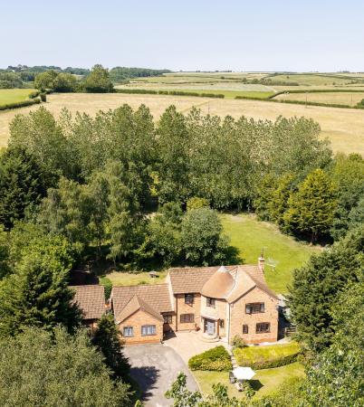 5 bedroom Detached house for sale in Church Lane, Hagworthingham, PE23
