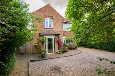 4 bedroom Detached house for sale in Partney Road, Spilsby, PE23