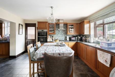 4 bedroom Detached house for sale in Partney Road, Spilsby, PE23