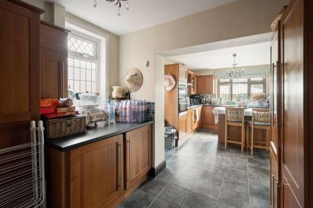 4 bedroom Detached house for sale in Partney Road, Spilsby, PE23