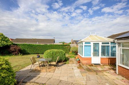 2 bedroom Detached bungalow for sale in Hemingby Way, Horncastle, LN9