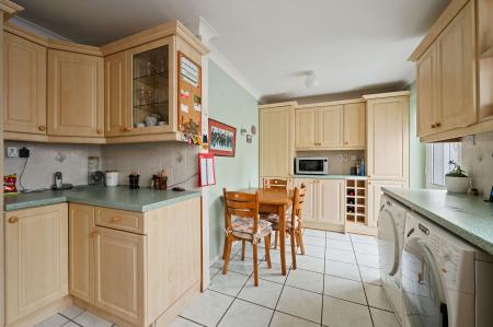 2 bedroom Detached bungalow for sale in Hemingby Way, Horncastle, LN9