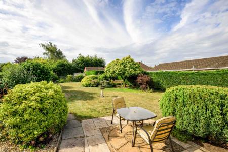 2 bedroom Detached bungalow for sale in Hemingby Way, Horncastle, LN9