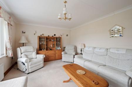 2 bedroom Detached bungalow for sale in Hemingby Way, Horncastle, LN9