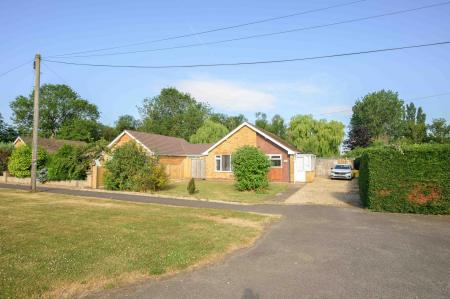 3 bedroom Detached bungalow for sale in Main Road, Keal Cotes, PE23