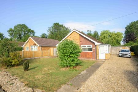 3 bedroom Detached bungalow for sale in Main Road, Keal Cotes, PE23