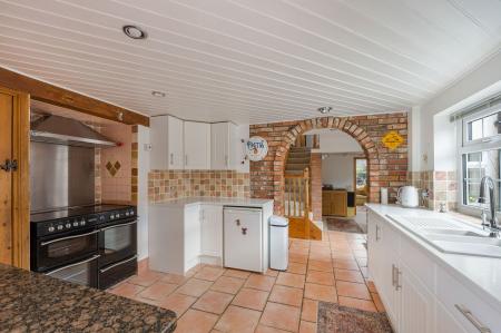 3 bedroom Semi-detached house for sale in Station Road, Firsby, PE23