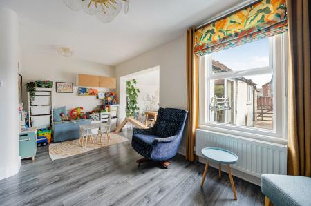 3 bedroom End of terrace house for sale in Main Road, Hundleby, PE23