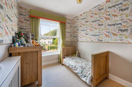 3 bedroom End of terrace house for sale in Main Road, Hundleby, PE23