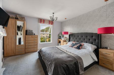 3 bedroom End of terrace house for sale in Main Road, Hundleby, PE23