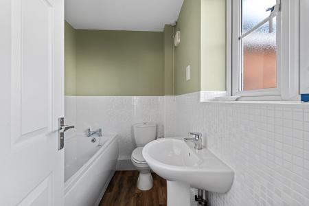 3 bedroom Terraced House for sale in Granary Close, Spilsby, PE23