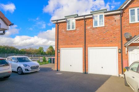 3 bedroom Terraced House for sale in Granary Close, Spilsby, PE23