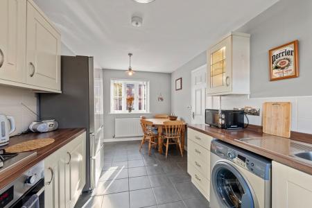 3 bedroom Terraced House for sale in Granary Close, Spilsby, PE23