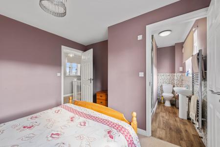 3 bedroom Terraced House for sale in Granary Close, Spilsby, PE23