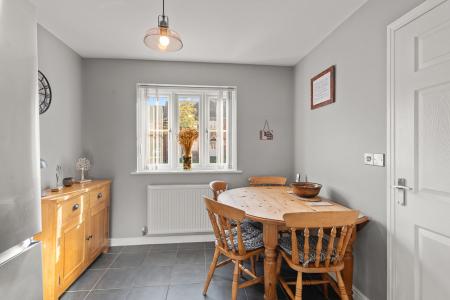 3 bedroom Terraced House for sale in Granary Close, Spilsby, PE23
