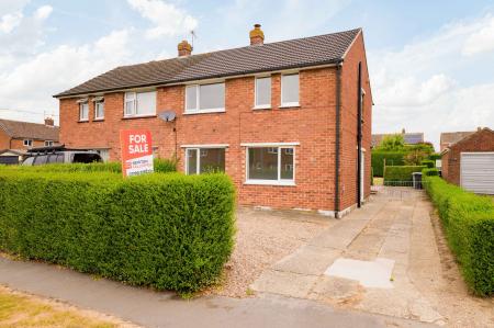 3 bedroom Semi-detached house for sale in Tennyson Gardens, Horncastle, LN9