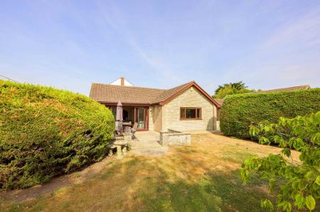 4 bedroom Detached house for sale in Fen Road, Stickford, PE22