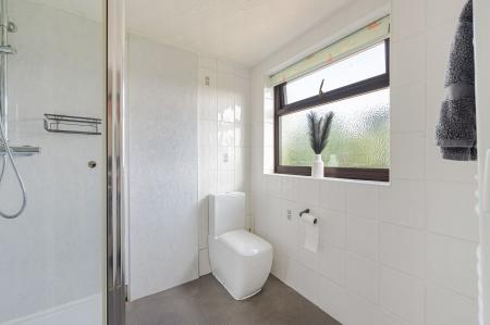 4 bedroom Detached house for sale in Fen Road, Stickford, PE22