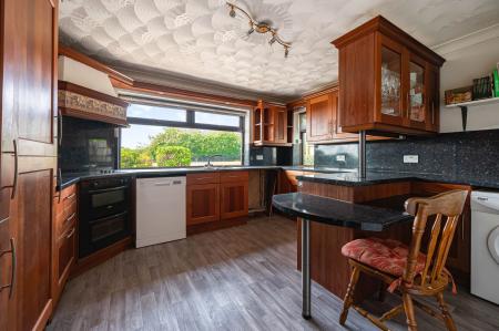 4 bedroom Detached house for sale in Fen Road, Stickford, PE22