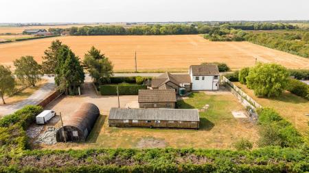 4 bedroom Detached house for sale in Fen Road, Stickford, PE22