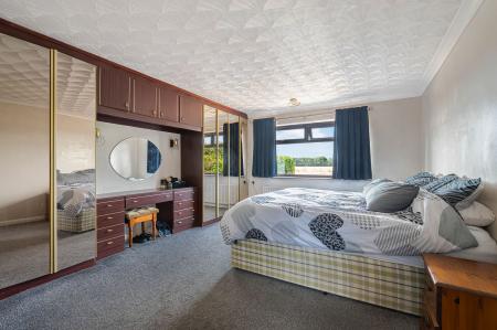 4 bedroom Detached house for sale in Fen Road, Stickford, PE22