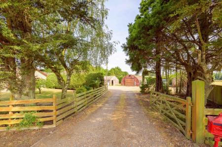 4 bedroom Detached house for sale in Fen Road, Stickford, PE22